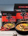 4 st Nongshim Shin Ramyun Premium Black - Spicy Ramen - Hela Paketet 520 gram (Korea Import)