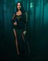 Spooky Beauty - Addams Family Morticia Inspirerad Maskeraddräkt Till Dam