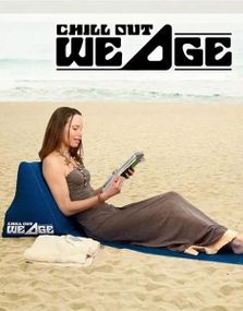 Chill Out Wedge - Sitte/Liggeunderlag med Oppblåsbar Ryggstøtte - Velg Farge