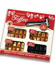 Walkers Toffee Selection - Presentförpackning med Fyra Olika Karameller och Metallhammare