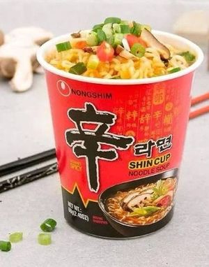 Nongshim Shin Gourmet Spicy Noodle Cup 68 gram (Korea Import)
