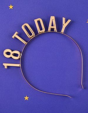 Metallisk Gullfarget Hårbøyle - "18 Today"