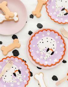 6 stk Dalmantiner Papptallerkener 18 cm - Dog Party