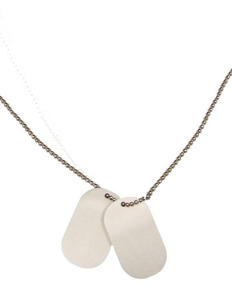 Silverfärgad Dog-Tags med Kullänk