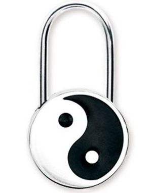 Ying Yang - Fejkpiercing