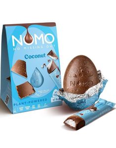NOMO Vegansk Presentask Med Stort Chokladägg Och Chokladkaka Med Kokossmak 153 Gram