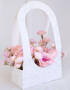 Hvit Blomstekasse med Flott Dekorativt Mønster