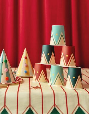 6 stk Fargerike Sirkus Kopper 220 ml - Circus Party