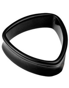 Trekantig Svart Tunnel Piercing