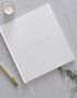 Hvitt Fotoalbum med "Best Day Ever" i Preget Tekst - 32 Sider 21,5 cm - Modern Luxe