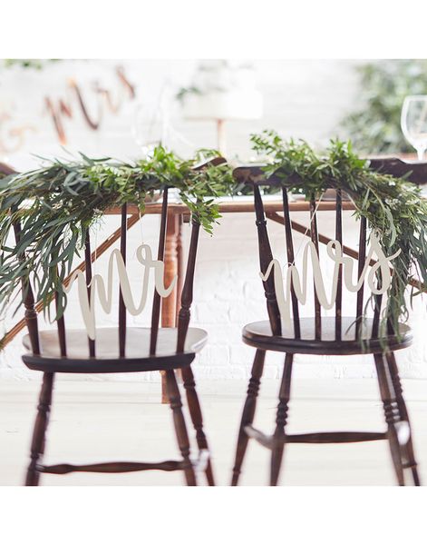 Mr och Mrs Stolskylt i Trä - Botaniskt Bröllop