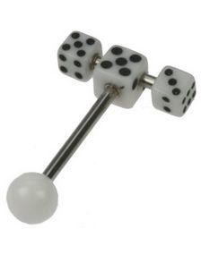 Tungpiercing med Tre VitaTärningar